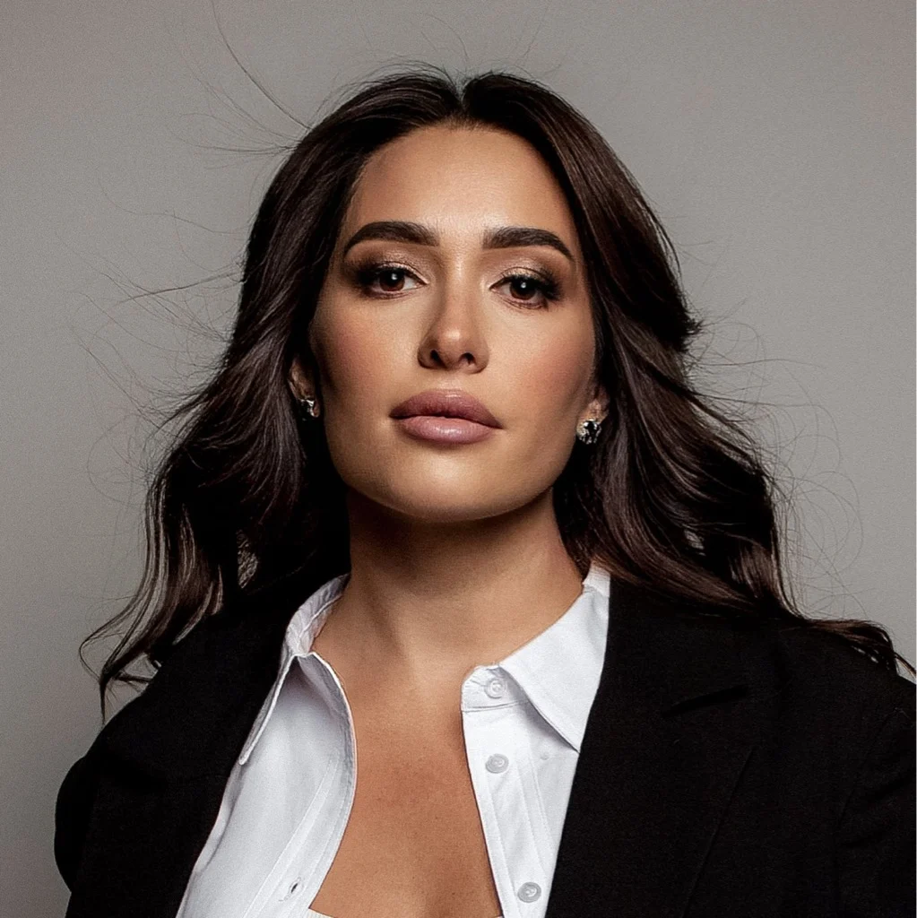 Portrait of Erika Liana